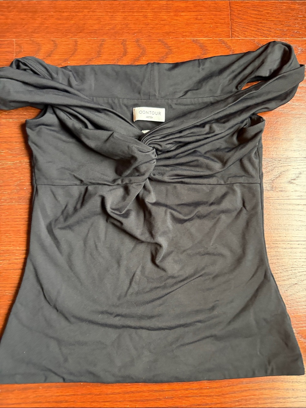 Aritzia Black Twist-Front Contour Women’s Top